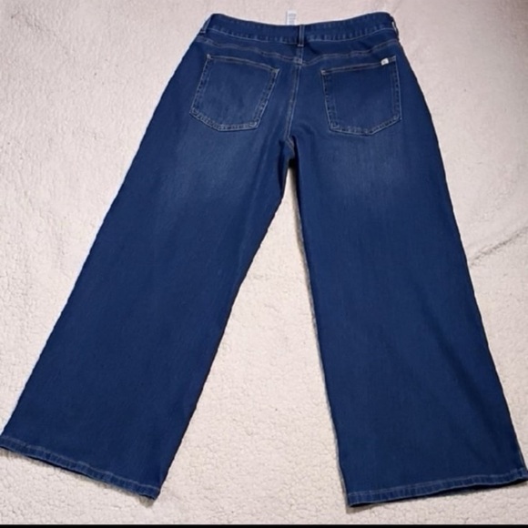 Halara Dark Wash Wide Leg Flare Jeans M High Rise Stretch Denim - Picture 8 of 10